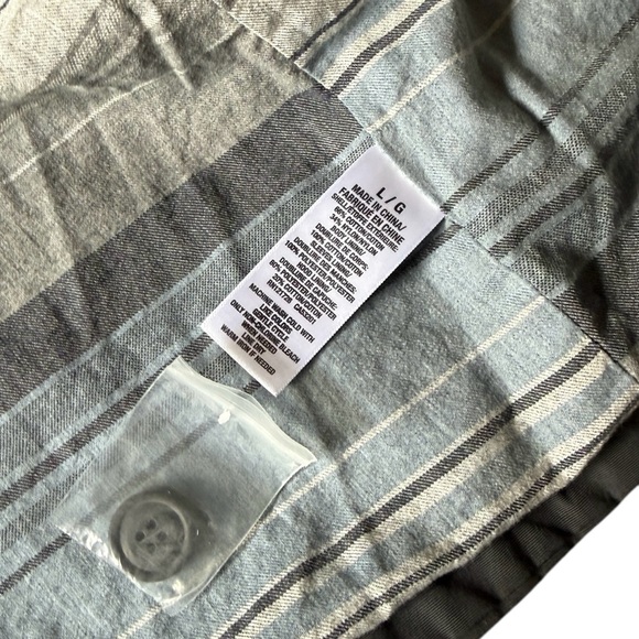 Aeropostale Black Medium Weight Men’s Hooded Jacket -Size L - Picture 8 of 9